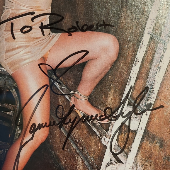 Jamie Lynn Sigler Signed Magazine Picture - Picture 7 of 7